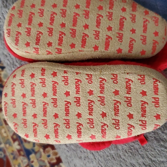 Sz 7/8 toddler bootie slippers in red $7 EUC - Picture 2 of 3